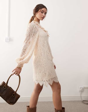 Miss Selfridge spets victoriana miniklänning i ljusrosa