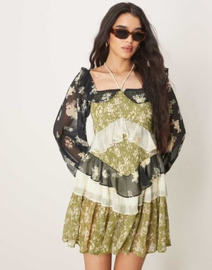 ASOS DESIGN halterneck volang mini klänning i blandad ditsyprint