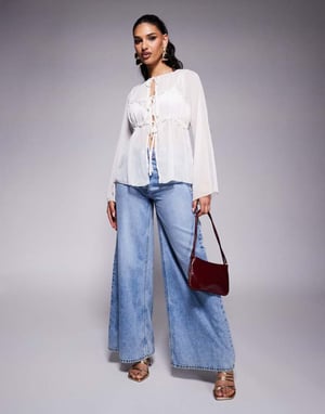 ASOS DESIGN chiffontopp med dragsko detaljer i ecru