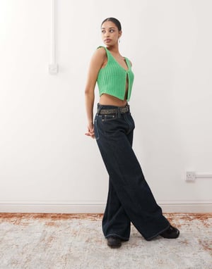 Noisy May split front knitted tank top in green