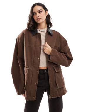ASOS DESIGN överdimensionerad tvättad jacka med läderlook-krage i svampfärg