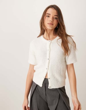 Gina Tricot supersoft texturerad stickad kortärmad cardigan i off white