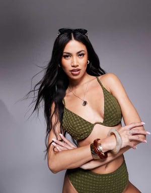 ASOS DESIGN Lizzie seersucker monowire bikinitopp i khaki