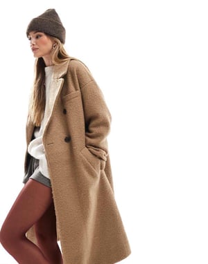 Vero Moda skräddarsydd kappa med sänkt axel i kamel