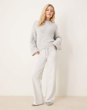 Gina Tricot slim låg midja sweatpant joggers i ljusgrå melange