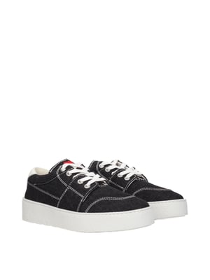 Sneakers met Madison De Coeur-logo