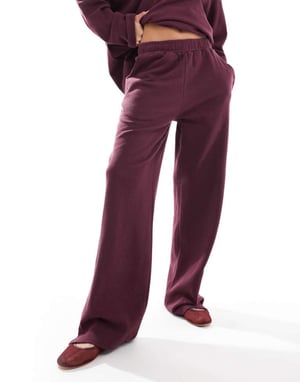 ASOS DESIGN oversize våffelbyxa i bordeaux samordnat set - BORDEAUX