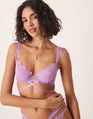 ASOS DESIGN Sabrina strapplös underklädesbehå i lila