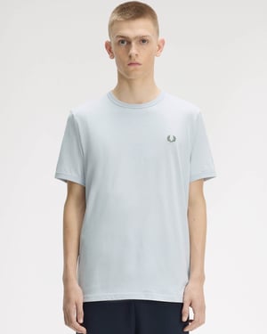 T-Shirt in Light Blue