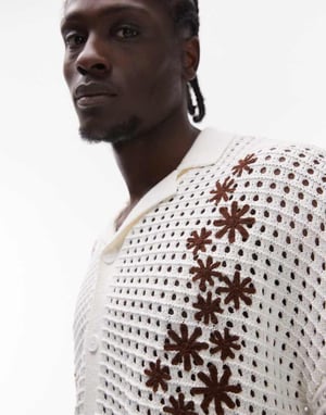 Topman kavaj broderad blommig virkade skjorta i ecru