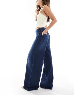 ASOS DESIGN vida jeans i tvättad - MÖRKBLÅ