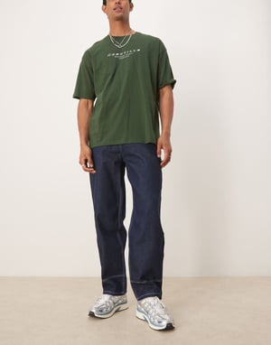 ASOS DESIGN vida skaterjeans med kontrastsöm i tvättad färg