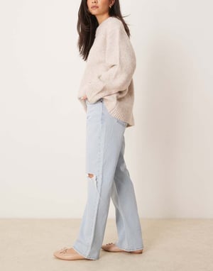 Abercrombie & Fitch lågmidjade baggy jeans med slitna knän i ljus tvätt
