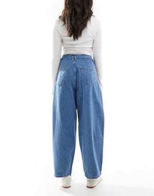 ASOS DESIGN ballongjeans med knytbälte i ljus mellanblå