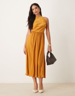 ASOS DESIGN satängklänning med sänkt midja och full kjol i ockra