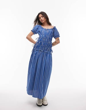 Topshop klänning med kort ärm och rynkade detaljer samt knytband i sidorna, blå randig