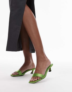 Topshop Inga tånacke slip-in mittklackade sandaletter i grön