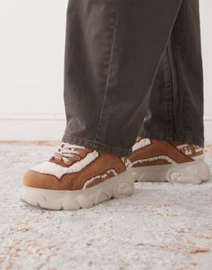 Buffalo CLD Chai-tränare i beige