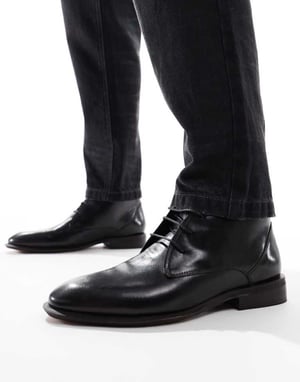 ASOS DESIGN snörning chukka stövlar i svart läder