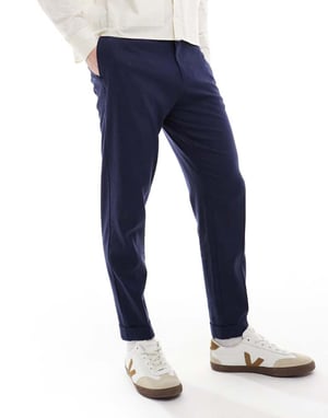 ASOS DESIGN smart tapered passform linneblandning byxor i marinblå