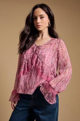 Fluted sleeve lace trim blouse