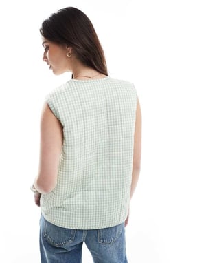 ONLY tie front quilted gilet in sage gingham check