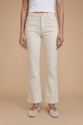 Petite Comfort Stretch Bootcut Jeans