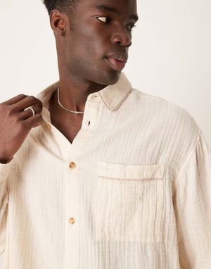 ASOS DESIGN boxy texturerad regelbundet skjorta med rördetalj i beige