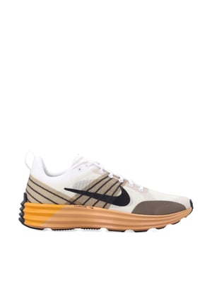 Lunar Roam Sneakers