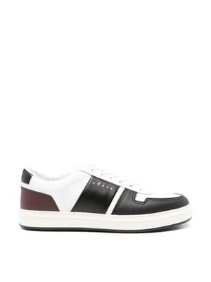 H668 Logo Sneakers