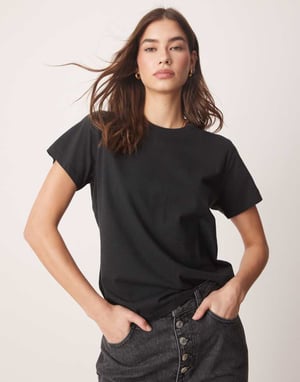 Abercrombie & Fitch kortärmad avslappnad t-shirt i svart