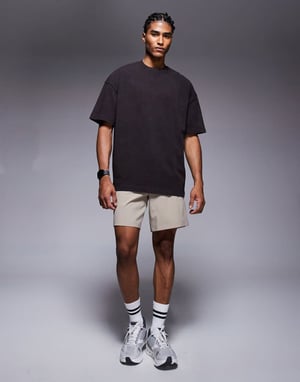 4505 Icon tungviktig bomulls oversized t-shirt med snabbtorkande finish i tvättad brun