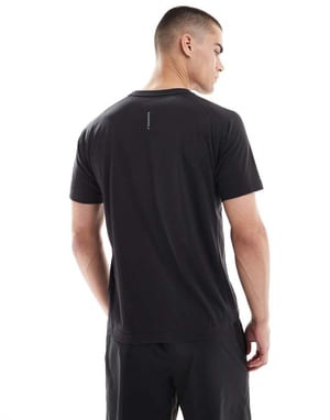 Puma Evolve Run kortärmad t-shirt i svart