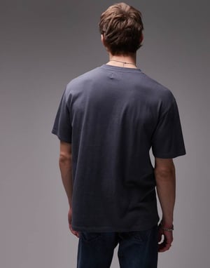 Topman premium avslappnad passform t-shirt med Harlem chenille broderi i tvättad grå