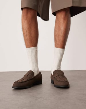 ASOS DESIGN loafers i brunt med vävd detalj