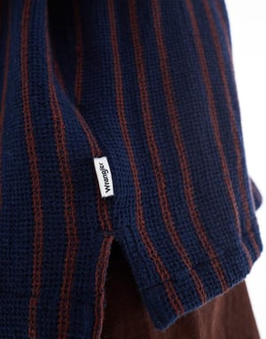 Wrangler Resort short sleeve relaxed woven stripe cotton dobby shirt in navy stripe