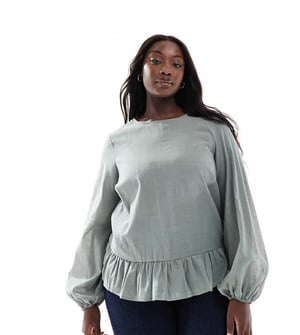 ASOS DESIGN Curve långärmad peplumtop med nederdel i grön