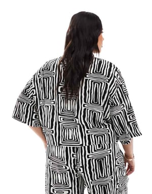ASOS DESIGN Curve cropped shirt co-ord in mono print