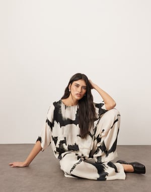 ARRANGE satin oversized t-shirt co-ord in mono abstract print