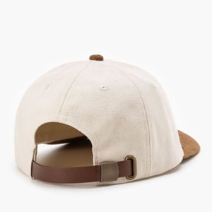 Accessories Levis Relaxed Curved Brim Dad Cap in Ecru
