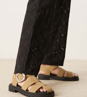 ASOS DESIGN Wide Fit Monarch chunky fishermans in taupe suedette