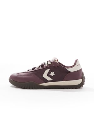 Converse Run Star Trainers in brown