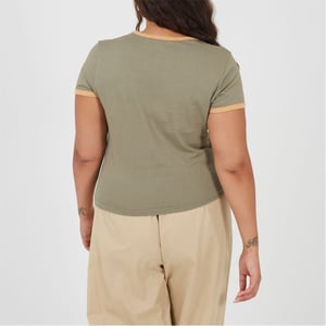 Women's Brave Soul Ps Ss Tee in Khaki/Camel