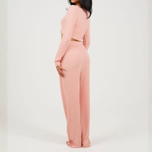 Women's Brave Soul Long Sleeve Cropped Top And Matching Trouser Lounge Set in Dusty Pink