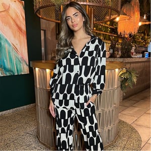 Women's AX Paris And Cream Geometric Print Three Quartersleeve Shirt in Black/Cream