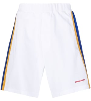 Shorts med sidorand och logotyp