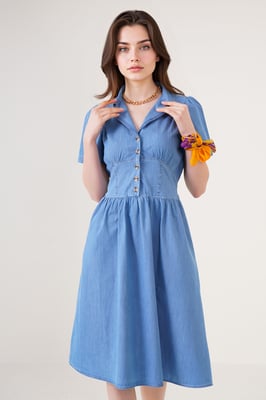 Denim Midi-jurk met Shirtkraag en Knopenluiting