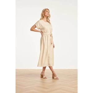 Smashed Lemon Dames jurk met strikceintuur en golvende details |
