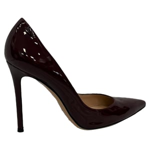 Gianvito Rossi Pointed Toe Pumps in Burgundy Patent Leather