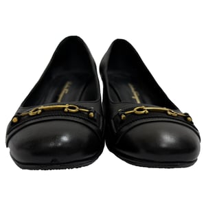 Salvatore Ferragamo Avery Pumps in Black Leather